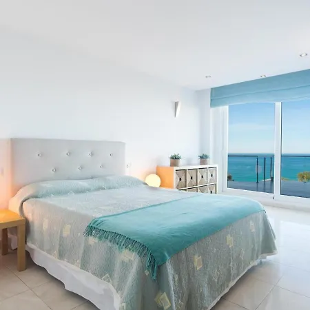 Ref 6 Tara Holiday home