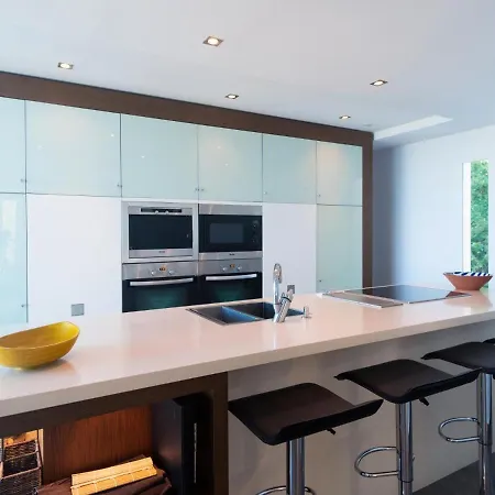 Ref 6 Tara Holiday home